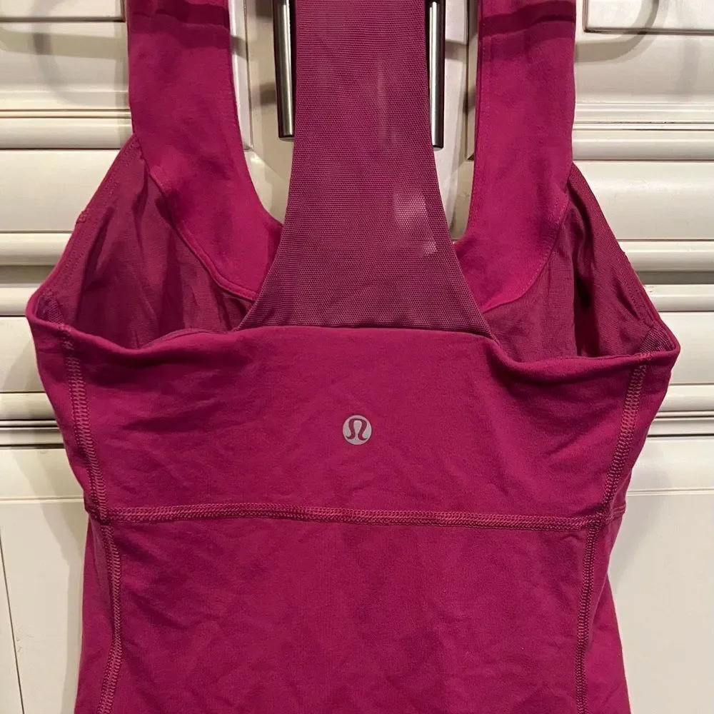 LULULEMON Deep V TK 11 Corset Mesh Back Tank Shelf Bra Size 4  Pink